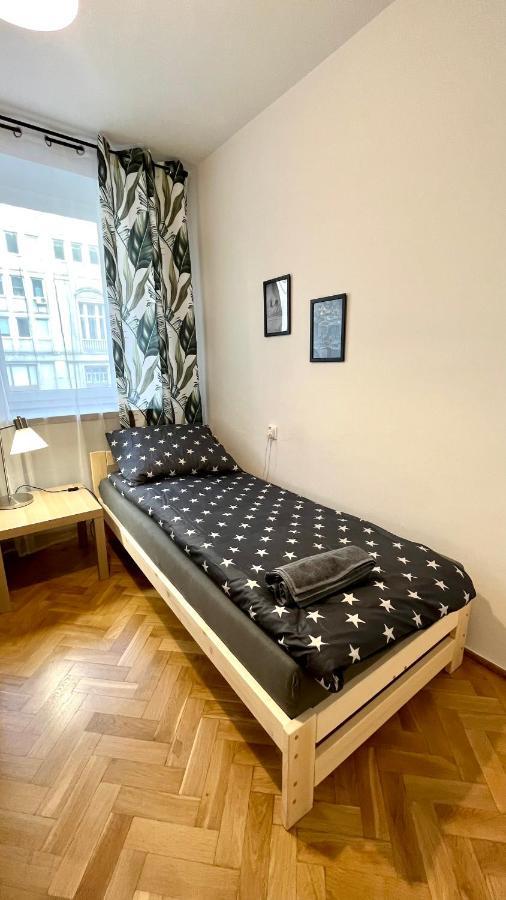 Warszawa Krucza Pokoje מראה חיצוני תמונה